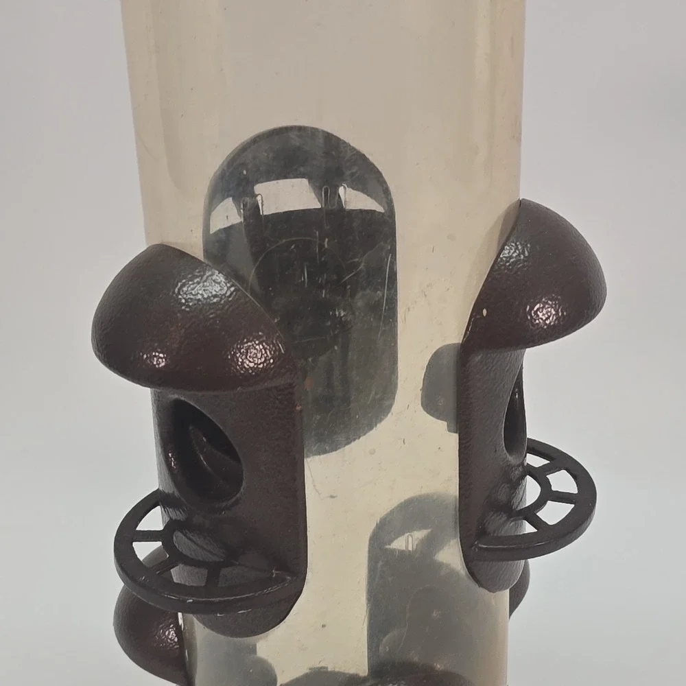 Pennington Squirrel Proof Bird Feeder